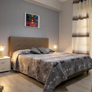 https://zuroli-suite.hotels-amalfi.com